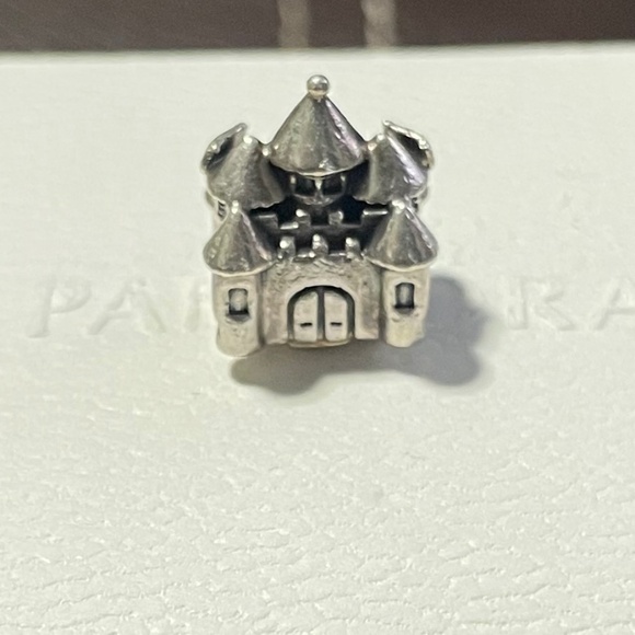 Pandora Happily Ever After Charm - Picture 3 of 3